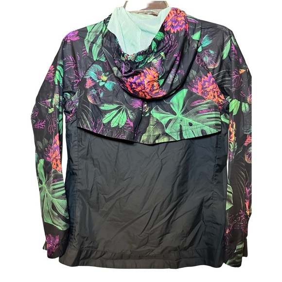 Nike Girls Floral windbreaker sz XL - Picture 2 of 3